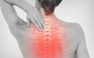 При простуде болит спина где лопатки