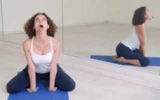 Поза льва в йоге для лечения горла